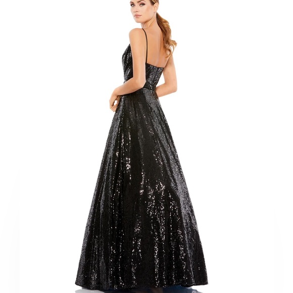 MAC DUGGAL V-NECK SEQUINED BALL GOWN size 10 brand new black - Picture 2 of 8